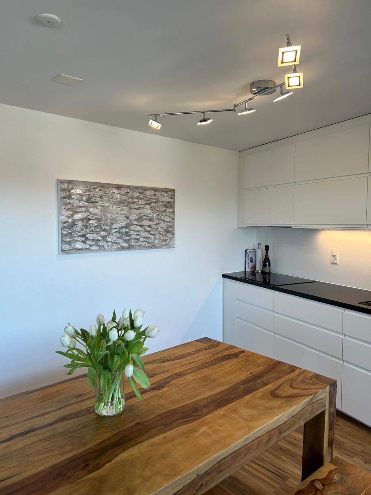 Baseliving Luxury Suite - Near Esc - Bahnhof Sbb - St Jakob Exterior foto